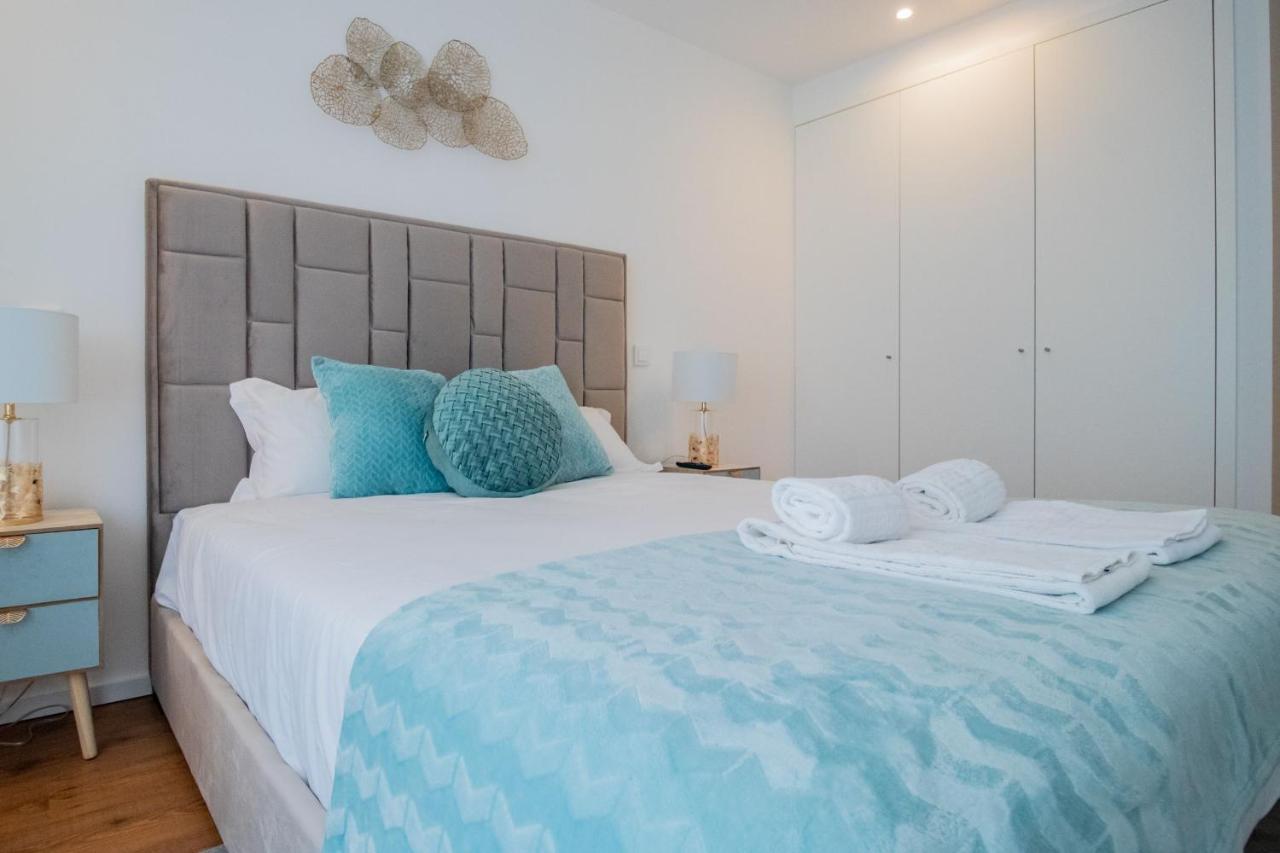 Stunning Apartment W/ Free Parking By Lovelystay Porto Ngoại thất bức ảnh