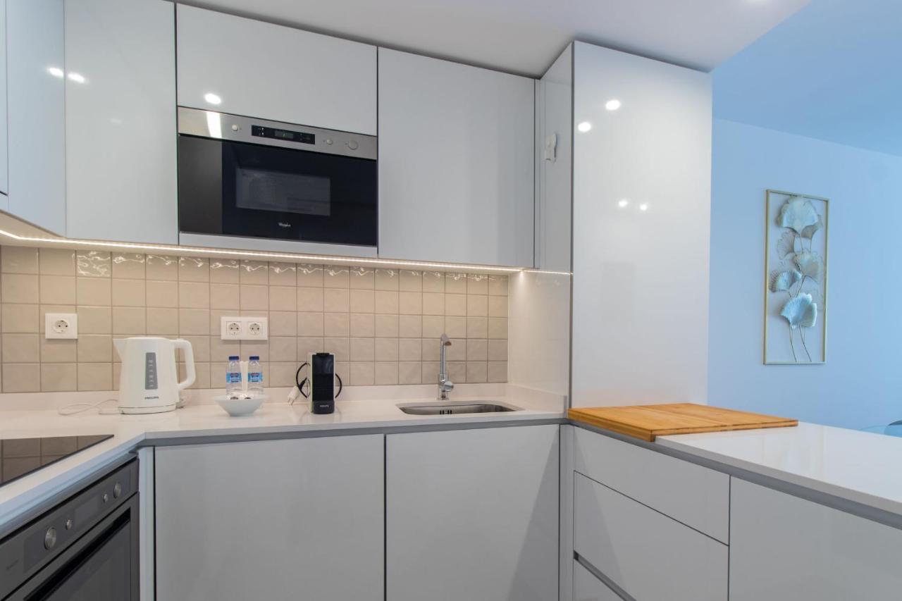 Stunning Apartment W/ Free Parking By Lovelystay Porto Ngoại thất bức ảnh